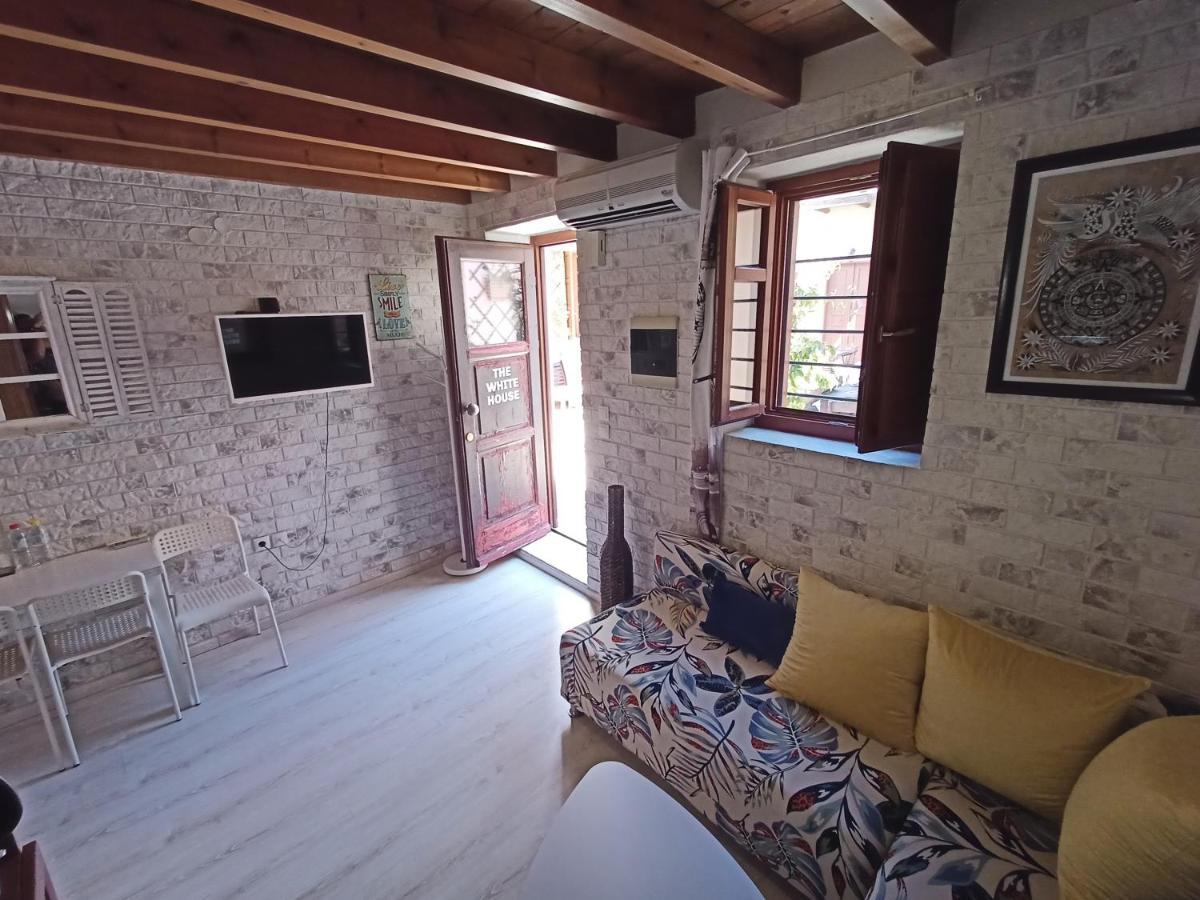 Ferienwohnung The White House Of Rhodes Rhodes City Exterior foto
