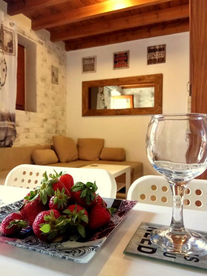 Ferienwohnung The White House Of Rhodes Rhodes City Exterior foto