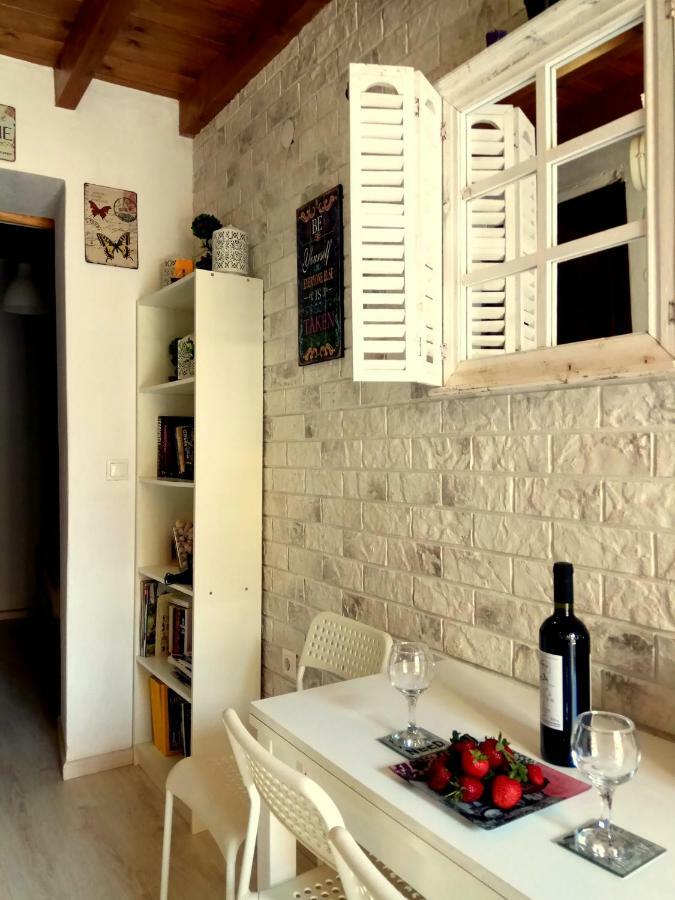 Ferienwohnung The White House Of Rhodes Rhodes City Exterior foto